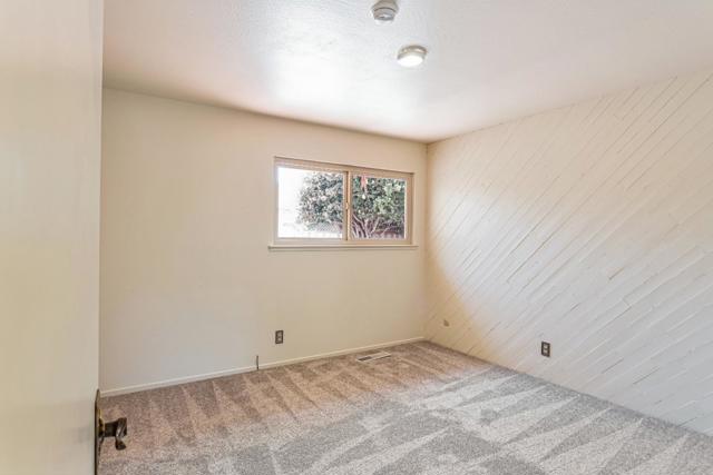 1223 La Canada Way, Salinas CA: https://media.crmls.org/mediaz/8ebaf58a-21f7-4625-8d47-0388ea1fb3a2.jpg