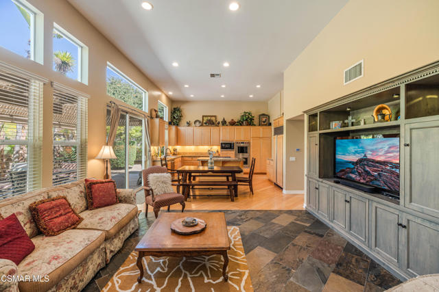 3249 Springbrook Street, Thousand Oaks CA: https://media.crmls.org/mediaz/8ebc873e-2c8e-41bb-8fe9-d378f8bfe20b.jpg