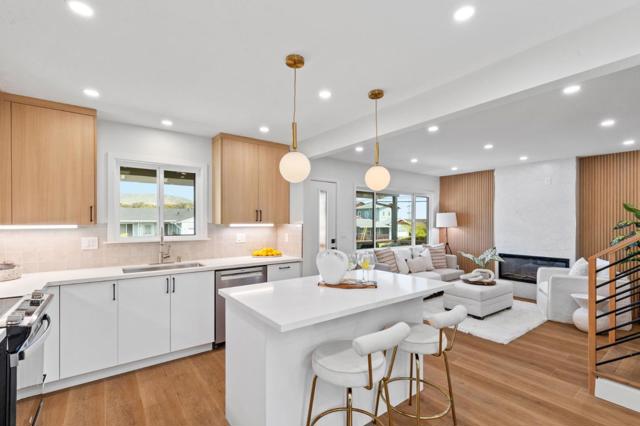 565 Serra Drive, South San Francisco CA: https://media.crmls.org/mediaz/8ebc8ded-c968-4433-8690-5376ea7f99d9.jpg