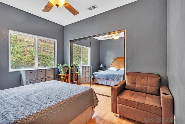 22318 Casa De Carol, Ramona CA: https://media.crmls.org/mediaz/8ebc9d36-3db8-4165-a4fa-483bd3761df4.jpg