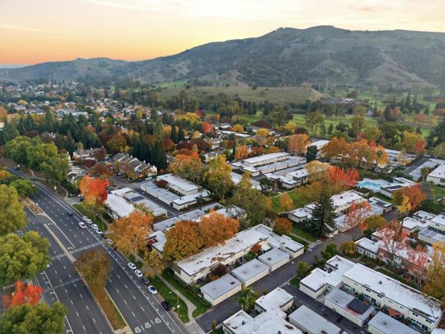 7066 Cypress Point Court, San Jose CA: https://media.crmls.org/mediaz/8ebcc015-c75f-4542-bbe2-6bd02acf929e.jpg