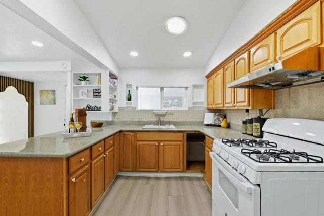1199 Blazingwood Drive, Sunnyvale CA: https://media.crmls.org/mediaz/8ebcf464-78a1-4fcb-ad3a-4190644fa7a0.jpg