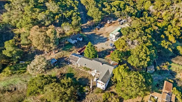 3900 Marsten Avenue, Belmont CA: https://media.crmls.org/mediaz/8ebd49da-61ac-49d9-8cf5-a03ba5aa158e.jpg