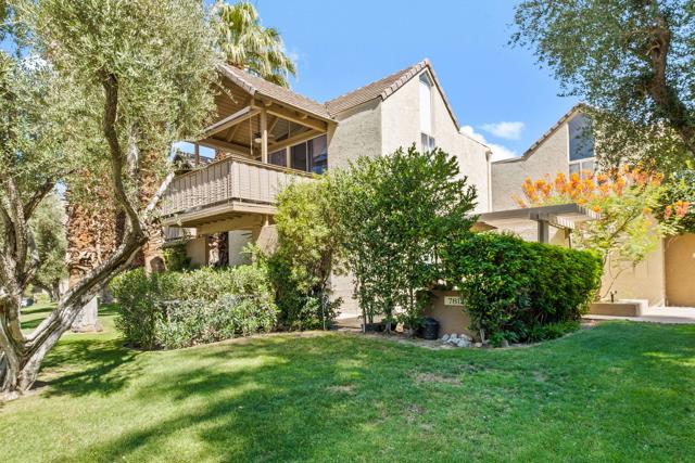 78130 Cortez Lane, Indian Wells CA: https://media.crmls.org/mediaz/8ebd8745-60e9-4bc1-b5e0-ab95738b3f24.jpg