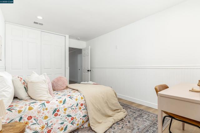1400 Granada St, Vallejo CA: https://media.crmls.org/mediaz/8ebee369-fb2e-4584-91c2-c08bcf79c1a8.jpg