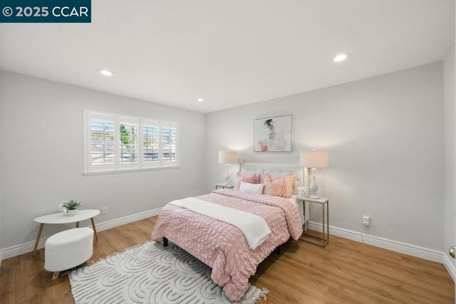 29 Blue Haven Ct, Danville CA: https://media.crmls.org/mediaz/8ebf743c-2d3b-45ca-897b-2439a0a3eb38.jpg