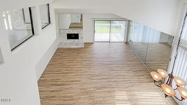 2977 Harbor Boulevard, Oxnard CA: https://media.crmls.org/mediaz/8ec04ddb-7493-4d79-8ee2-e6315cad5e59.jpg