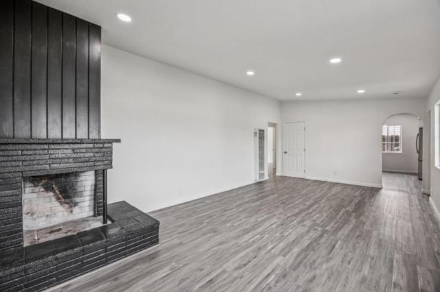 1224 Norton Street, San Mateo CA: https://media.crmls.org/mediaz/8ec130a5-25b0-4afb-80bd-b22b958da49a.jpg