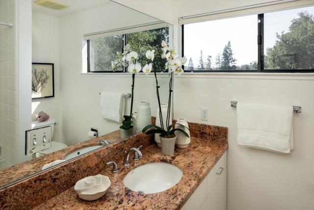 1290 Sharon Park Drive, Menlo Park CA: https://media.crmls.org/mediaz/8ec1f981-4586-4e70-8c5a-5a629414b5d0.jpg