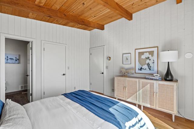 664 Bayview Drive, Aptos CA: https://media.crmls.org/mediaz/8ec4af97-51d3-4349-b75f-0cd2616a5ad2.jpg