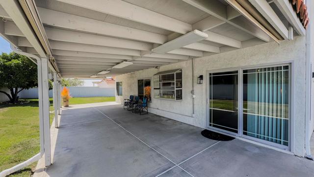 11686 Cacao Court, San Diego CA: https://media.crmls.org/mediaz/8ec4f52e-063e-4b16-b977-f1e5a7d124a0.jpg