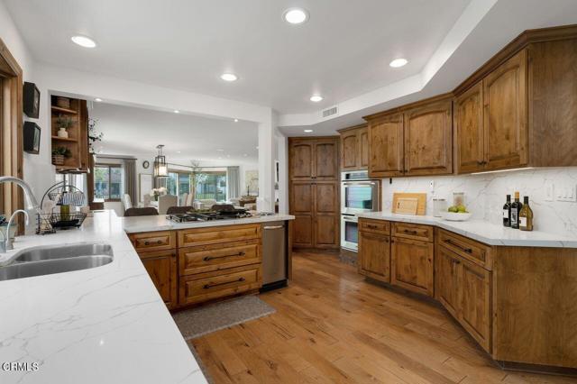 Detail Gallery Image 8 of 36 For 4008 Mariner Cir, Westlake Village,  CA 91361 - 5 Beds | 3 Baths