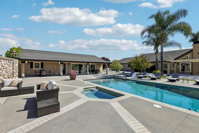12755 Santa Teresa Boulevard, San Martin CA: https://media.crmls.org/mediaz/8ec605aa-7cd3-4905-955b-76da0bf7ca98.jpg