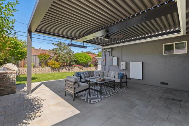 1573 Mallard Way, Sunnyvale CA: https://media.crmls.org/mediaz/8ec60771-446d-4d62-b8db-bd4765b6a0d3.jpg