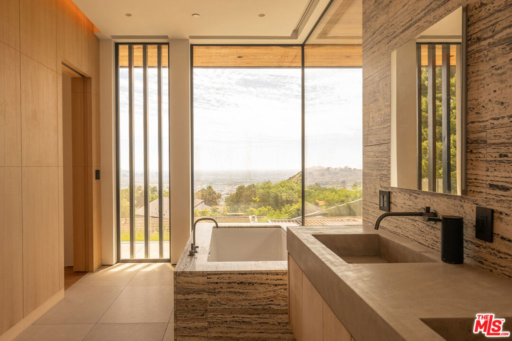 MLS #26657187 image #18