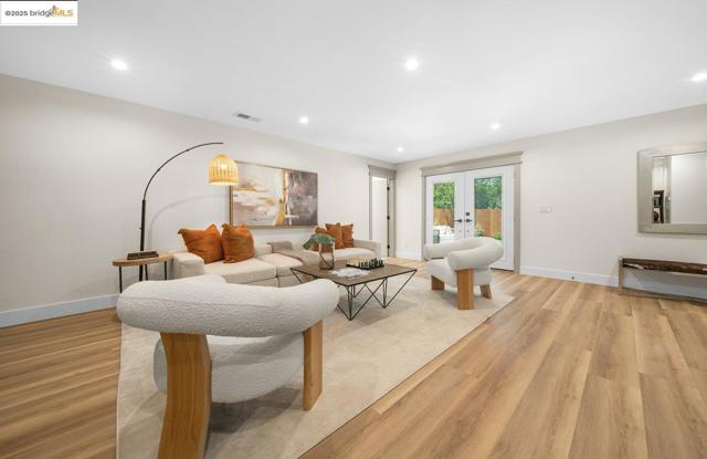 713 Midcrest Way, El Cerrito CA: https://media.crmls.org/mediaz/8ec693ad-b824-478e-b720-53d8006507ff.jpg