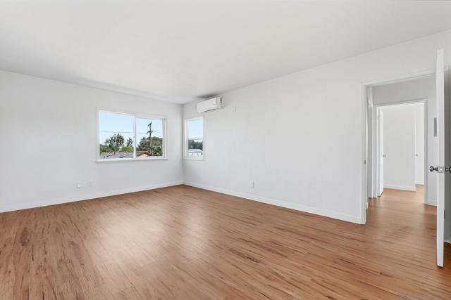 Image 21 of 41 For 4530 38th St