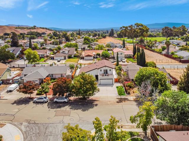 642 Mcduff Avenue, Fremont CA: https://media.crmls.org/mediaz/8ec7f826-d776-48f7-b6eb-dcebe7fd730d.jpg