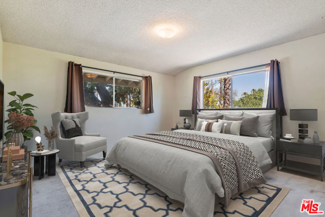 16840 Oak View Drive, Encino CA: https://media.crmls.org/mediaz/8ec81c22-da3b-4294-836b-faebd6cfd181.jpg