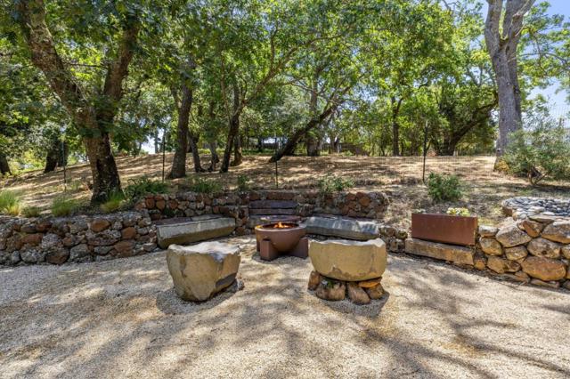 138 Bolivar Lane, Portola Valley CA: https://media.crmls.org/mediaz/8ec8208d-fc7b-4f56-95c7-4adc97e6bb05.jpg