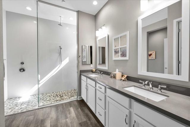 72 Barolo, Rancho Mirage CA: https://media.crmls.org/mediaz/8ec85151-983e-49b5-8a01-65316ce4dbc6.jpg