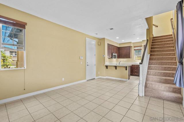 2957 Ranch Gate Rd, Chula Vista CA: https://media.crmls.org/mediaz/8ec86a7e-a4f6-4741-b6d5-04a830b499ae.jpg