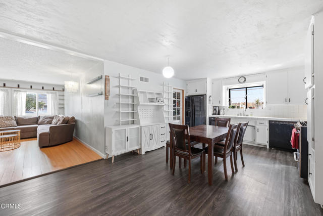 Detail Gallery Image 9 of 26 For 2659 Elizondo Ave, Simi Valley,  CA 93065 - 4 Beds | 2 Baths