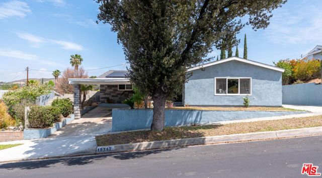 18717 Kimbrough Street, Canyon Country CA: https://media.crmls.org/mediaz/8ec996ae-b427-424d-b769-bdbe1942f7b2.jpg