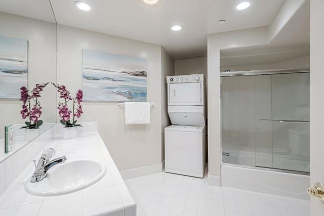 518 Almer Road, Burlingame CA: https://media.crmls.org/mediaz/8eca43ab-97cd-4f9d-ada5-38696804fd85.jpg