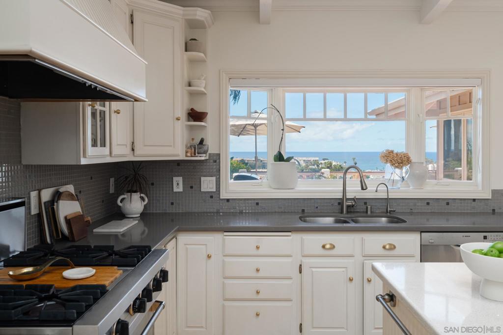 217 Granados - photo 15