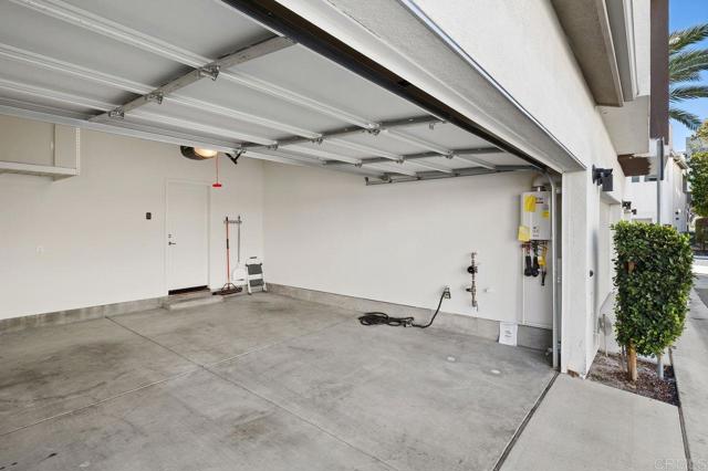 Detail Gallery Image 24 of 34 For 2080 Tango Loop #1,  Chula Vista,  CA 91915 - 4 Beds | 2/1 Baths