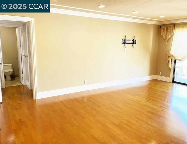 310 N Civic Drive, Walnut Creek CA: https://media.crmls.org/mediaz/8ecc4614-2013-47c1-bafd-84bfce7d9742.jpg
