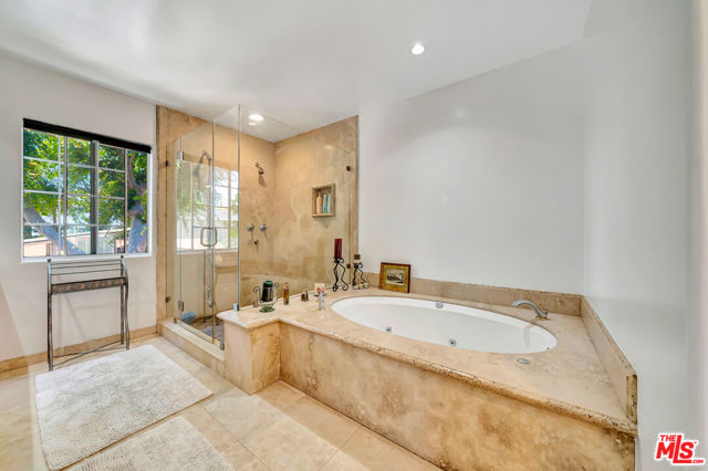 14916 Hesby Street, Sherman Oaks CA: https://media.crmls.org/mediaz/8ecd8620-6a06-4b76-98e6-e4f9cf60f469.jpg