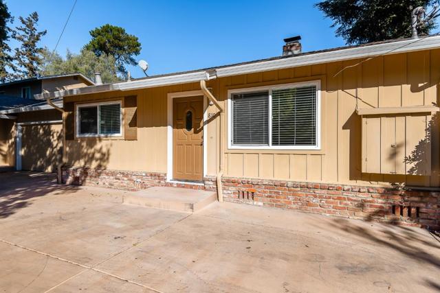 810 Cambridge Avenue, Menlo Park CA: https://media.crmls.org/mediaz/8ecf847c-ed41-4f47-b1b9-9affadf8efc2.jpg