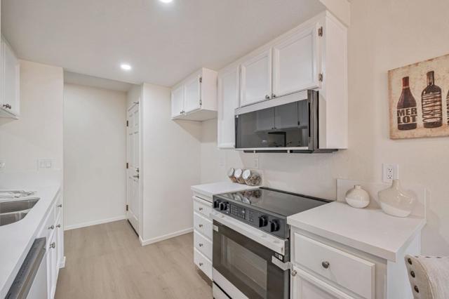 941 Huntington, Fremont CA: https://media.crmls.org/mediaz/8ecfd088-e2b5-4014-8a14-11a84950b428.jpg