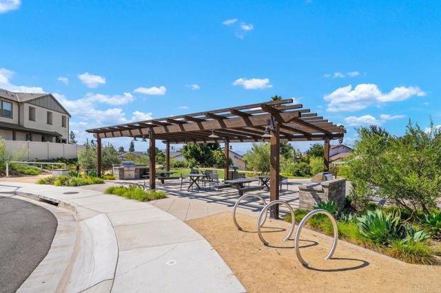 2051 Julie Dawn Place, Escondido CA: https://media.crmls.org/mediaz/8ed0cda4-7bf7-40ff-a830-709f49303be4.jpg