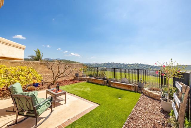 Detail Gallery Image 34 of 66 For 631 Concerto Glen, Escondido,  CA 92025 - 3 Beds | 2/1 Baths