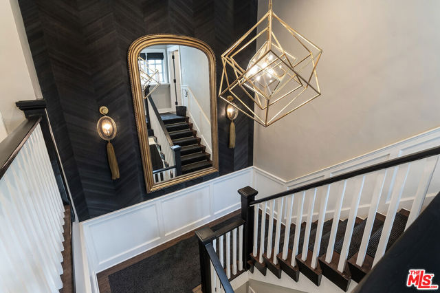 908 Malcolm Avenue, Los Angeles CA: https://media.crmls.org/mediaz/8ed1c47a-b131-433e-8670-411d35e7f203.jpg