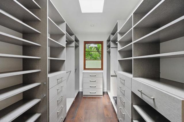 642 Middlefield Road, Palo Alto CA: https://media.crmls.org/mediaz/8ed22b8b-45f7-45e0-94ec-4746b8938759.jpg