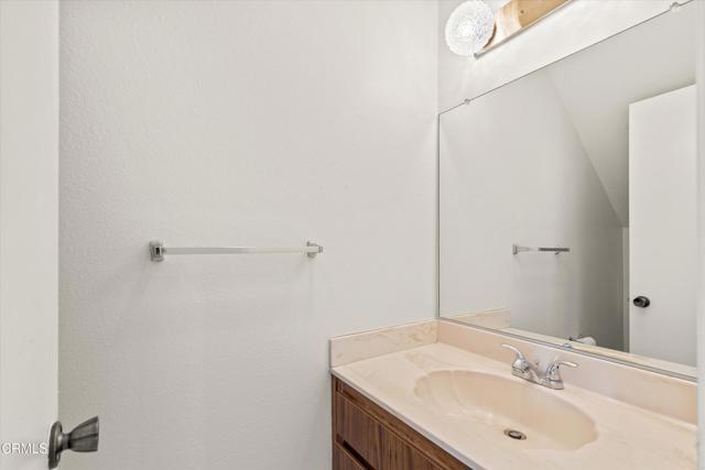 Detail Gallery Image 5 of 23 For 88 Lakeview Cir, Cathedral City,  CA 92234 - 2 Beds | 1/1 Baths