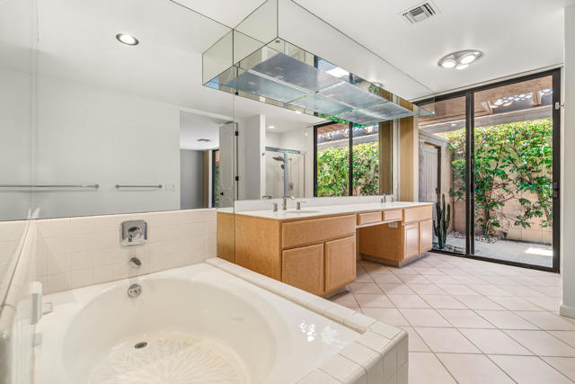 33 Colgate Drive, Rancho Mirage, CA 92270