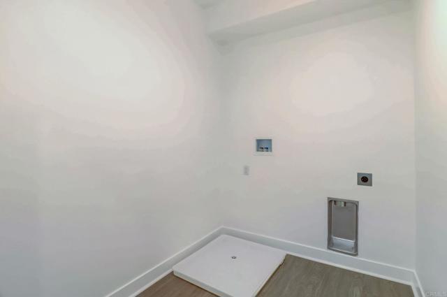 Detail Gallery Image 16 of 33 For 7661 University Ave #102,  La Mesa,  CA 91942 - 3 Beds | 2/1 Baths