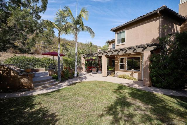 12647 Westly Ln, San Diego CA: https://media.crmls.org/mediaz/8ed44a67-5c54-45d4-b243-0aeff8e39471.jpg