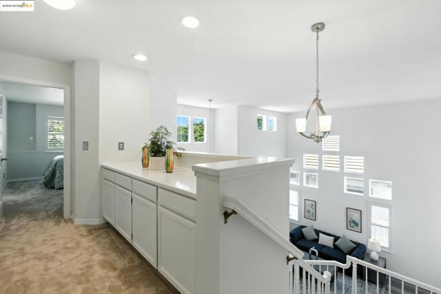 2201 Mark Twain Drive, Antioch CA: https://media.crmls.org/mediaz/8ed4dce8-1946-4434-a6fa-cc88d5707888.jpg