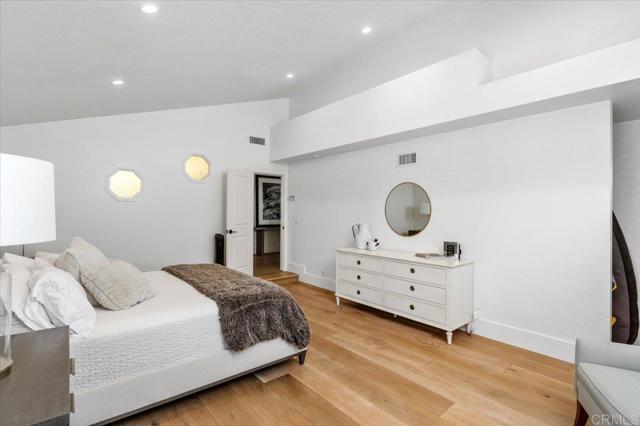 Detail Gallery Image 22 of 34 For 668 Matagual, Vista,  CA 92081 - 4 Beds | 3 Baths