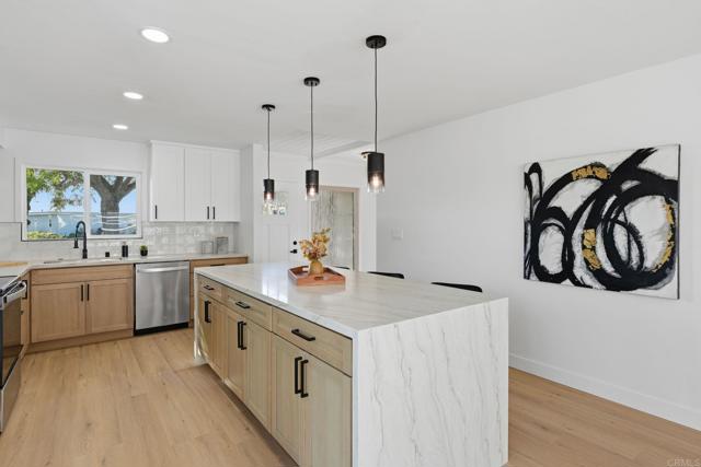 Detail Gallery Image 8 of 35 For 3621 Vista Campana S Unit 52, Oceanside,  CA 92057 - 3 Beds | 2 Baths