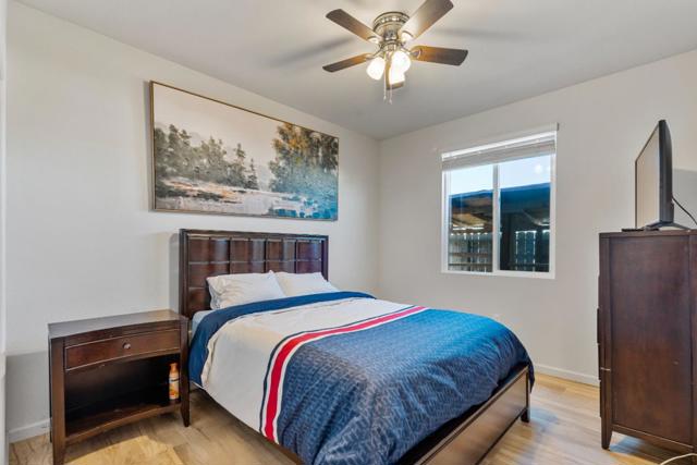 2141 Wildflower Drive, Hollister CA: https://media.crmls.org/mediaz/8ed72e66-00cf-43da-b3ea-2dd169d59f03.jpg