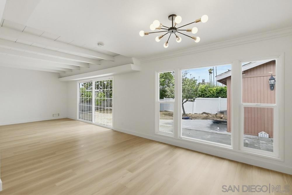 5882 Adams Ave - photo 9