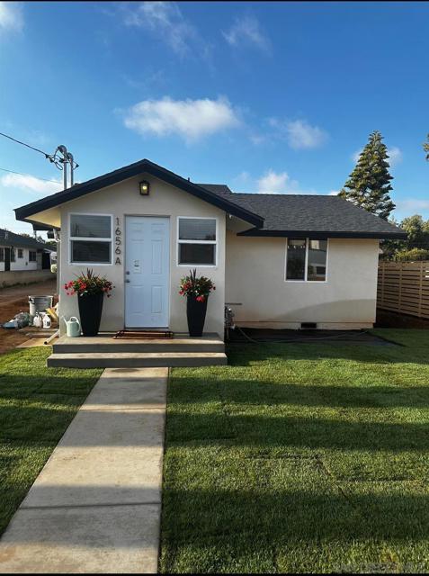1656 Evergreen Ave, San Diego CA: https://media.crmls.org/mediaz/8ed91b73-6bea-4a1a-8a67-91870917ccc9.jpg