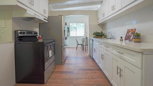 36720 Charles Street, Newark CA: https://media.crmls.org/mediaz/8ed93aa3-3f86-49cc-a0c7-03236ef57f55.jpg